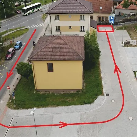 Visnova Apartment